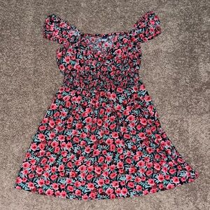 Old Navy Women’s Waist-Defined Floral Mini Dress in Medium